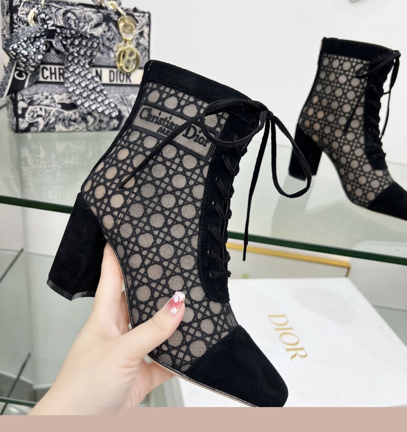ch**an D*or boots
